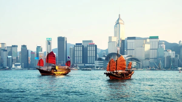 KÍNA ÉS HONGKONG CSODÁI kép