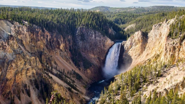 USA, YELLOWSTONE ÉS AZ IGAZI VADNYUGAT - HOSSZABBÍTÁSI LEHETŐSÉGGEL HAWAII-ON kép