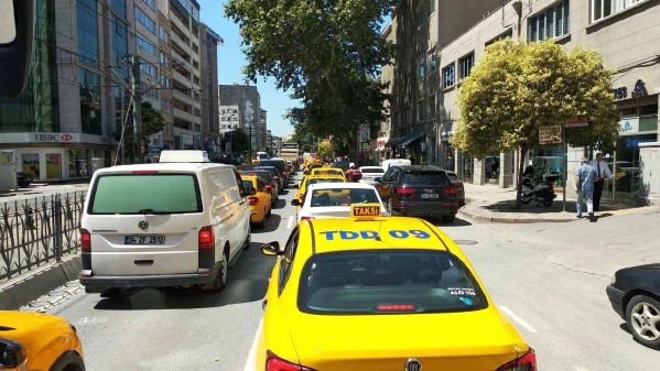 ISZTAMBUL, A BOSZPORUSZ METROPOLISZA - REPÜLŐVEL - Bursai kirándulással **** kép