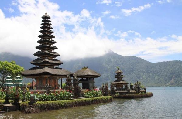 Bali-Szingapúr szilveszterkor kép