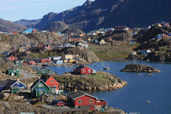 Inuitok között Grönland hómezőin kép