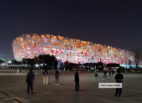 Peking-Shanghai a puskagolyó expresszel **** 1. kép