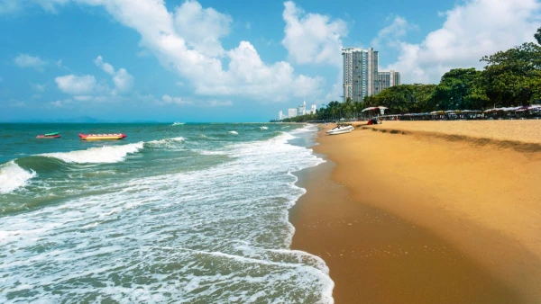 BANGKOK PIHENÉSSEL JOMTIEN BEACHEN ***** 15. kép