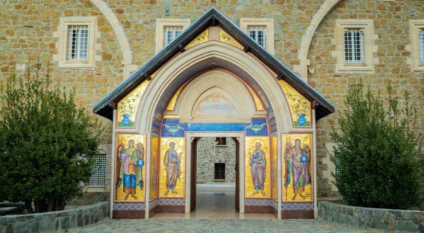 Ünnepi fények Cipruson 3. kép