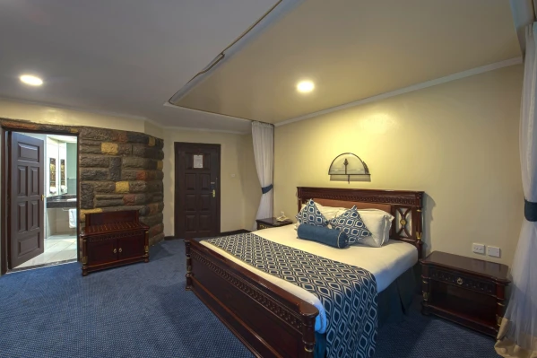 Szafari (4+3) - FELFEDEZŐ, repülővel 9. kép