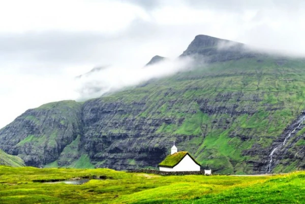 Csoportos utazás a Feröer szigetekre magyar idegenvezetéssel 2026.05.30-06.03. 3. kép