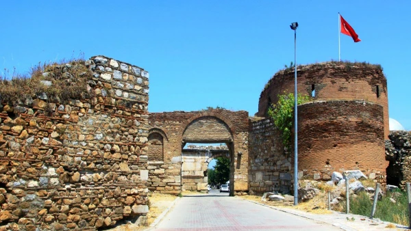 IZMIR ÉS ISZTAMBUL: IDŐUTAZÁS TÖRÖKORSZÁG SZÍVÉBEN **** 10. kép