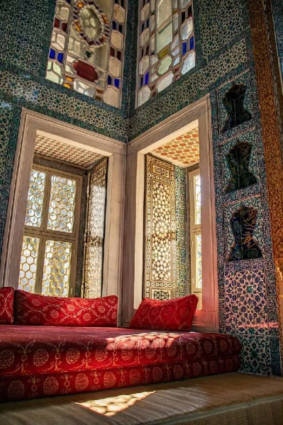 TAVASZKÖSZÖNTŐ ISZTAMBULBAN - Hajóval a Boszporuszon és a szultánok teaháza 4. kép