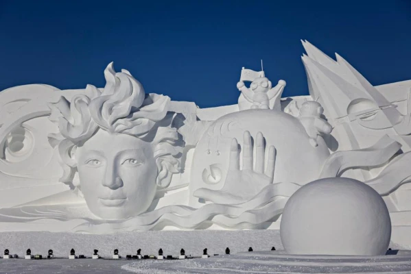 VALÓDI JÉGVARÁZS ÉS  HAINAN, A KÍNAI HAWAII 5. kép