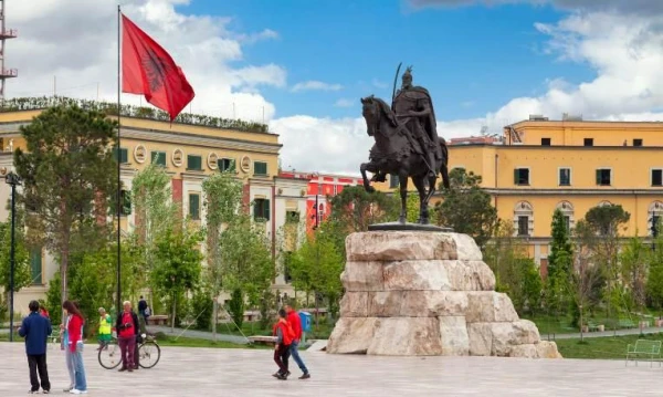 Észak-Görögország hegyvidékei és az Albán riviéra **** 15. kép