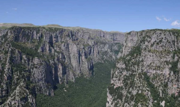 Észak-Görögország hegyvidékei és az Albán riviéra **** 2. kép