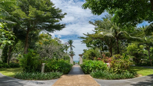 BANGKOK PIHENÉSSEL JOMTIEN BEACHEN ***** 12. kép