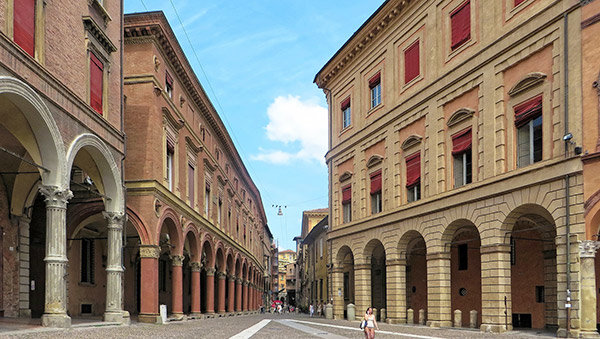 olaszország utazás körutazás városlátogatás olcsó repülőjegy wizzair róma nápoly firenze milánó velence olasz világörökség szicília szardínia vatikán verona garda tó comói alpok toszkána san marino földközi tenger olasz adria észak olaszországban lido di jesolo ligur tengerpart természeti szépségeket emilia romagna