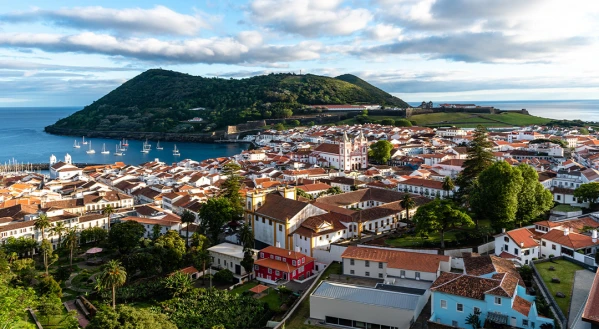 A smaragdzöld Azori-szigetek 3. kép