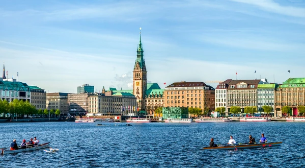Fjordok közt a Skandináv-félszigeten repülővel 1. kép