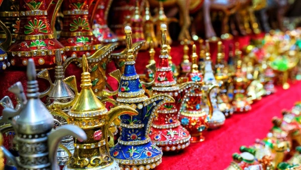 ARÁBIA TITKAI - OMÁN ÉS AZ ARAB EMÍRSÉGEK **** 1. kép