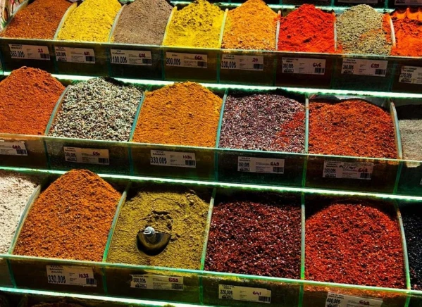 Isztambul és a Boszporusz a Nemzetközi Tulipánfesztivál idején **** 5. kép