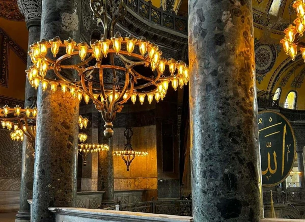 Isztambul és a Boszporusz a Nemzetközi Tulipánfesztivál idején **** 18. kép