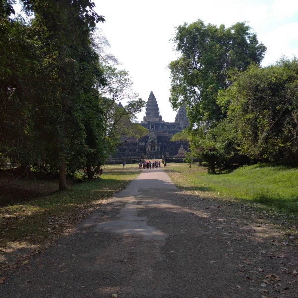 VIETNÁM, KAMBODZSA ÉS LAOSZ - Angkor misztikus legendája 4. kép