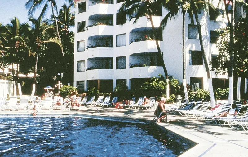 Acapulco Malibu image 0